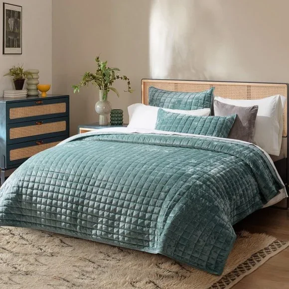 Aqua Green Blue Soft Quilted Squares Velvet Quilt Bedding 3pc Set Queen Size Bed